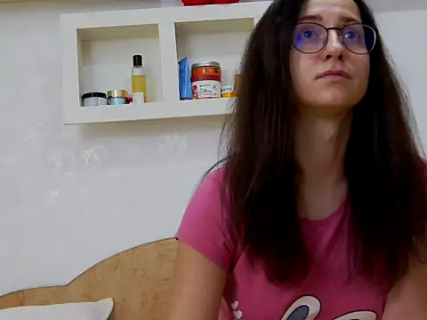 KarolDolly05 online show from April 2026 02:54:01 PM