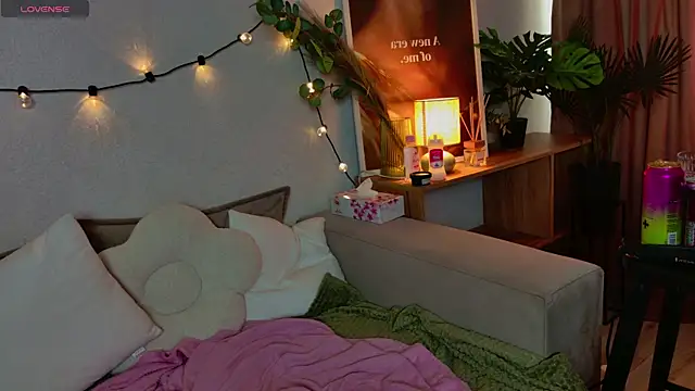 Lumllue online show from April 2026 09:48:01 AM