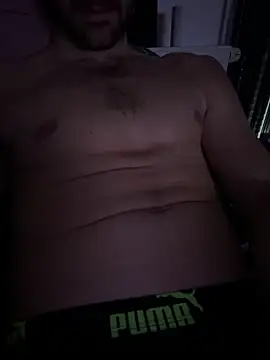 juli42000 online show from April 2026 01:44:02 PM