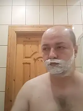 Luceriusbigass online show from January 2025 06:56:01 PM