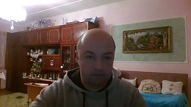 Luceriusbigass online show from February 2025 04:50:02 PM