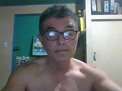 Snapshot of scotty-friends chatting on May 2026 12:28:02 AM scotty-friends online show from May 2026 12:28:02 AM