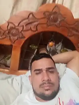 franDuxxx online show from April 2026 05:07:02 PM