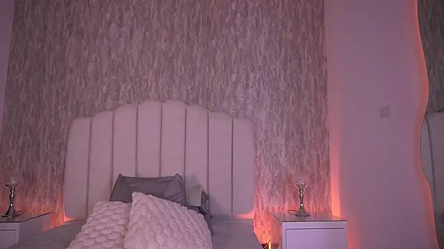 Snapshot of anne_bb chatting on April 2026 07:20:02 PM anne bb online show from April 2026 07:20:02 PM