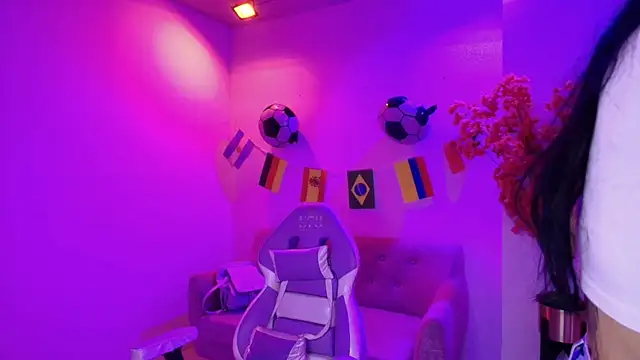 Rainy doll online show from June 2026 11:58:02 AM