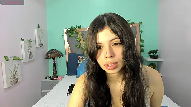 Snapshot of Sophie_Copers chatting on April 2026 01:27:01 PM Sophie Copers online show from April 2026 01:27:01 PM