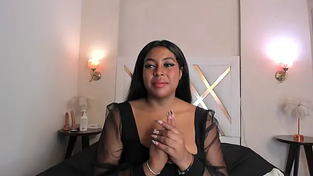 Snapshot of NatashaLuxy chatting on June 2026 08:25:02 PM NatashaLuxy online show from June 2026 08:25:02 PM