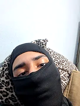 Frankito56 online show from April 2026 04:39:02 AM