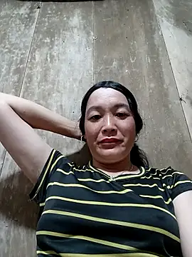 vanlucky2 online show from May 2026 11:01:04 PM
