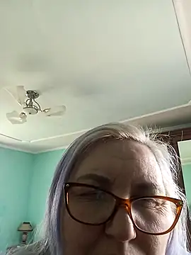 AureliaSky598 online show from April 2026 10:44:01 AM