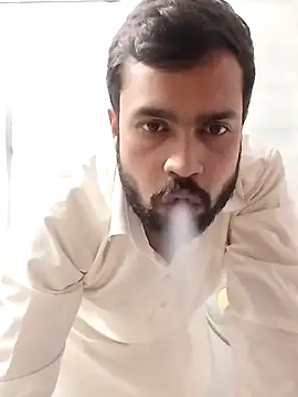 Snapshot of hornydaddy_21 chatting on April 2026 04:23:01 PM hornydaddy 21 online show from April 2026 04:23:01 PM