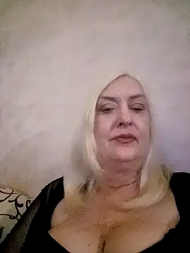 Julia20X online show from April 2026 08:31:01 PM