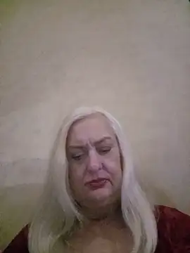 Julia20X online show from June 2026 01:14:01 PM