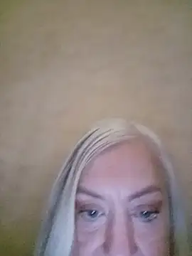 Julia20X online show from June 2026 09:25:01 AM