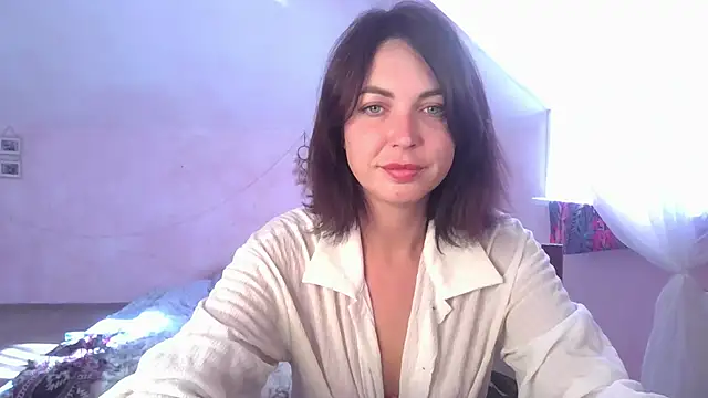 Snapshot of Allice_Honey chatting on May 2026 01:07:02 PM Allice Honey online show from May 2026 01:07:02 PM