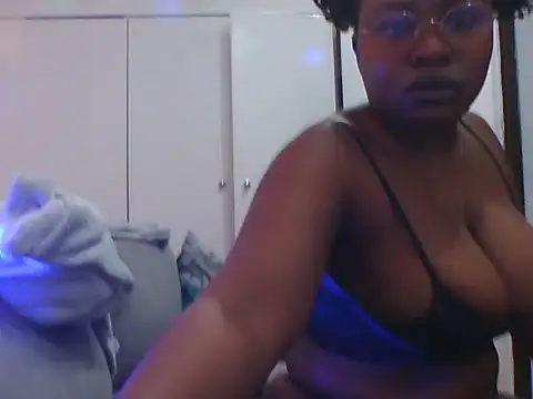 TwerkingTemptress online show from April 2026 10:45:01 PM