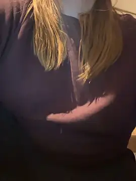 Snapshot of Anna69a chatting on April 2026 08:24:02 PM Anna69a online show from April 2026 08:24:02 PM