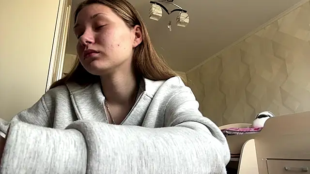 Snapshot of UncaringArtery chatting on April 2026 06:08:01 AM UncaringArtery online show from April 2026 06:08:01 AM