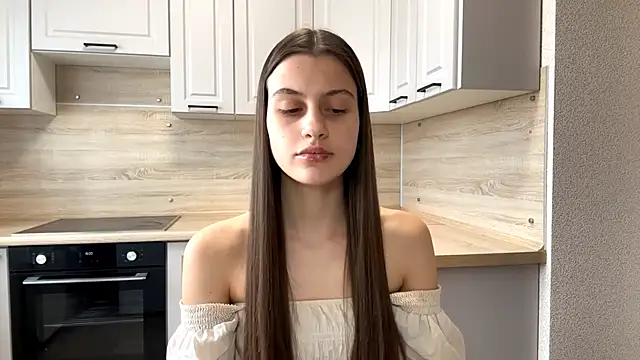 Snapshot of LiseVener chatting on April 2026 07:58:02 AM LiseVener online show from April 2026 07:58:02 AM