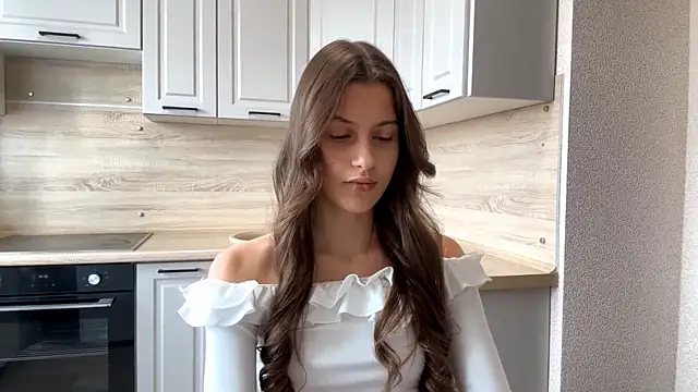 Snapshot of LiseVener chatting on April 2026 07:14:01 AM LiseVener online show from April 2026 07:14:01 AM