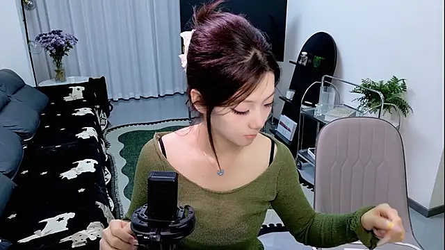 pooh-003 online show from April 2026 12:08:02 PM