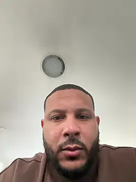 letsgetit30 online show from April 2026 02:10:02 PM