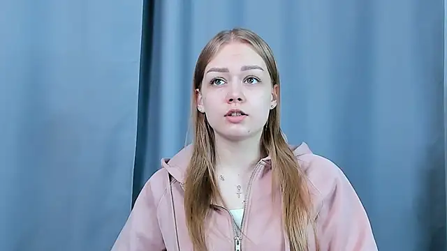 Snapshot of DianneBribiesca chatting on April 2026 10:33:01 AM DianneBribiesca online show from April 2026 10:33:01 AM