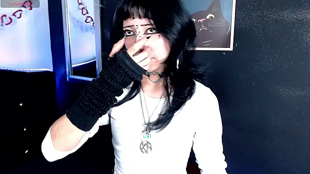 Snapshot of KiomyVamp chatting on April 2026 04:01:01 PM KiomyVamp online show from April 2026 04:01:01 PM