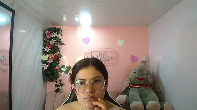 Snapshot of Scarlett_jhonson_ch chatting on April 2026 12:56:01 PM Scarlett jhonson ch online show from April 2026 12:56:01 PM