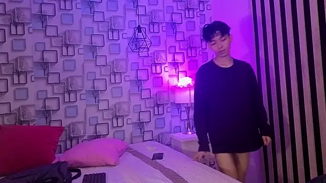 Twink Sebas7 online show from June 2026 12:20:01 PM