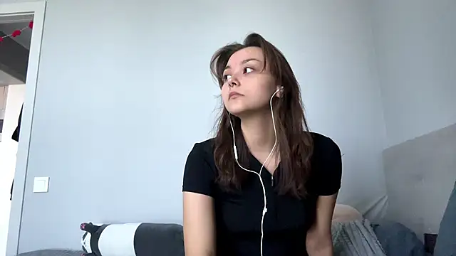 Thyeiysyla online show from April 2026 10:11:01 AM