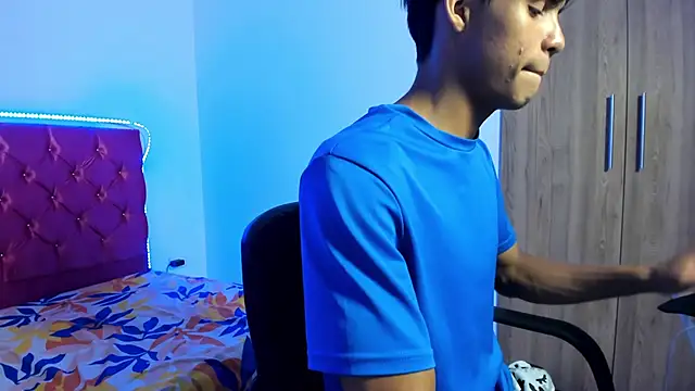 skinny sam online show from April 2026 02:50:02 AM