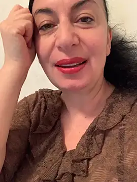 Snapshot of Lizzaa80 chatting on April 2026 08:23:02 AM Lizzaa80 online show from April 2026 08:23:02 AM