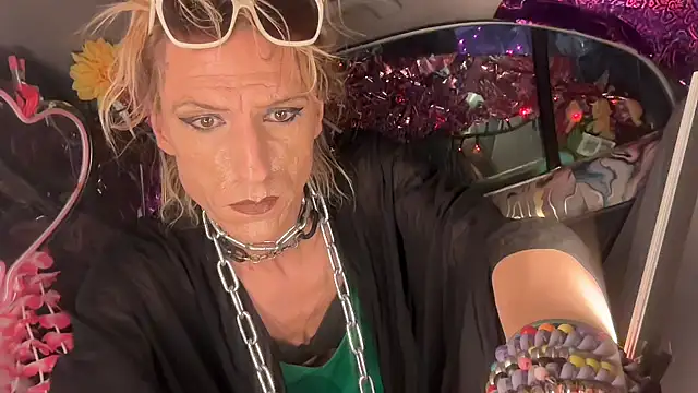 Snapshot of TgirlBrat chatting on June 2026 02:16:01 AM TgirlBrat online show from June 2026 02:16:01 AM