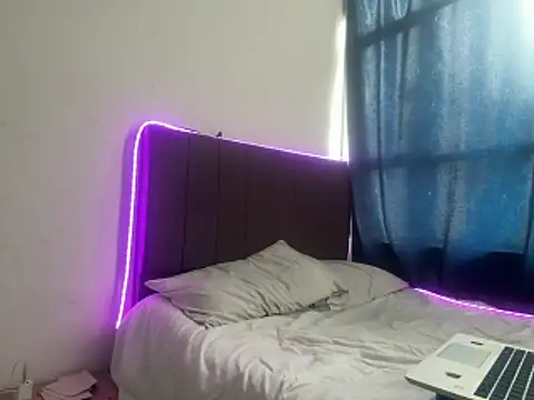 Snapshot of _DavidPrince_ chatting on April 2026 06:37:01 PM DavidPrince online show from April 2026 06:37:01 PM