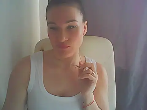 Snapshot of Helly_nanci chatting on April 2026 08:09:02 AM Helly nanci online show from April 2026 08:09:02 AM