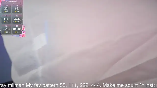 AliceMilr online show from April 2026 09:47:01 AM