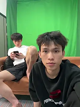 Snapshot of titi-999 chatting on April 2026 08:51:01 AM titi-999 online show from April 2026 08:51:01 AM