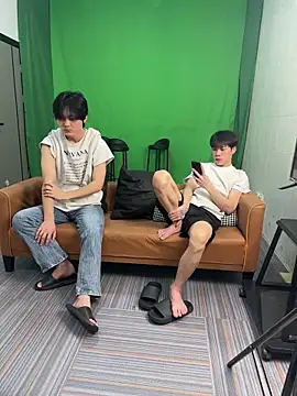 Snapshot of titi-999 chatting on April 2026 03:40:02 AM titi-999 online show from April 2026 03:40:02 AM