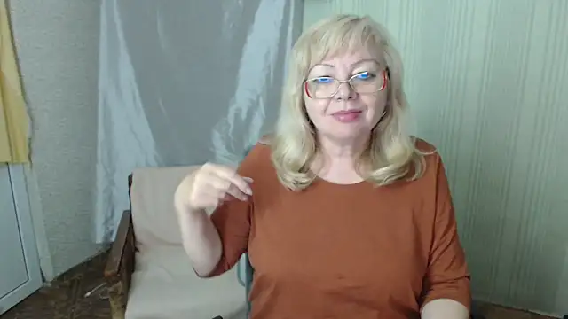 Snapshot of LavandaMay chatting on May 2026 07:22:01 PM LavandaMay online show from May 2026 07:22:01 PM