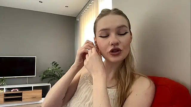 Snapshot of PlasaRima chatting on June 2026 11:07:01 PM PlasaRima online show from June 2026 11:07:01 PM