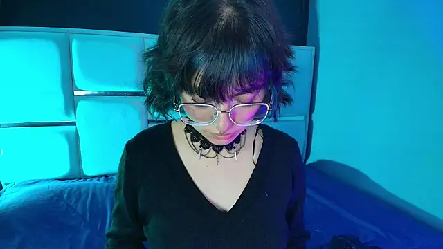 BadEmyXO online show from June 2026 05:06:01 AM