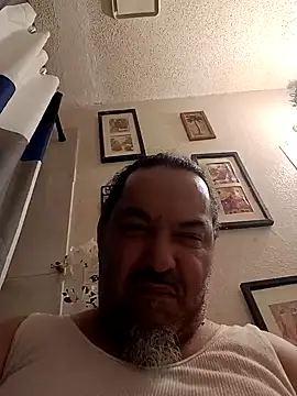 MrBustNut2026 online show from April 2026 02:11:02 PM