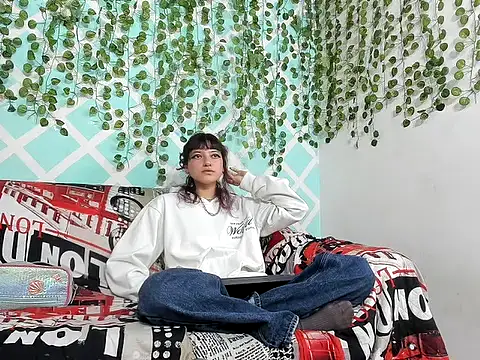 Selene 333 hot online show from April 2026 07:03:01 PM