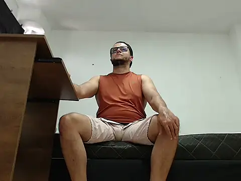 Masterboy00 online show from April 2026 02:44:02 PM