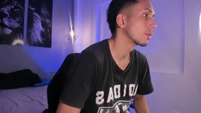 Snapshot of Zack_isback chatting on April 2026 07:51:02 PM Zack isback online show from April 2026 07:51:02 PM