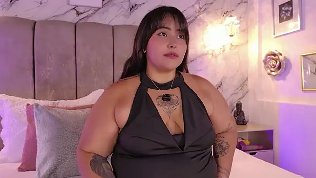 Snapshot of TinaCurv_Pv chatting on April 2026 11:59:01 AM TinaCurv Pv online show from April 2026 11:59:01 AM