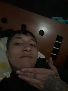 Snapshot of Aaron_Brink_ chatting on April 2026 01:44:01 AM Aaron Brink online show from April 2026 01:44:01 AM