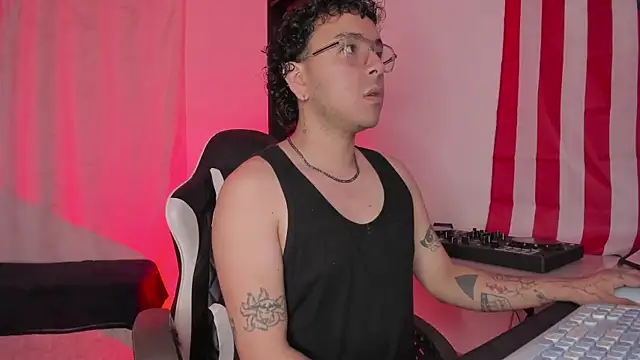alexmontesco online show from April 2026 11:20:02 PM