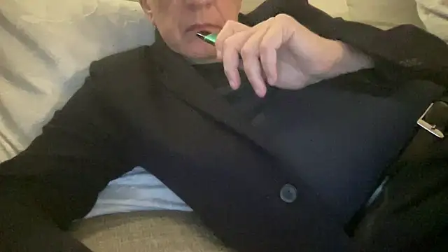 Snapshot of carucecc chatting on April 2026 06:34:01 PM carucecc online show from April 2026 06:34:01 PM